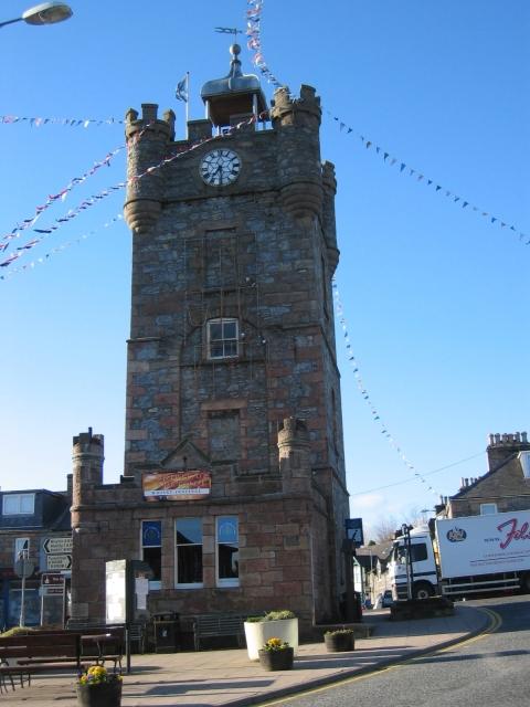 Der historische Uhrturm von Dufftown